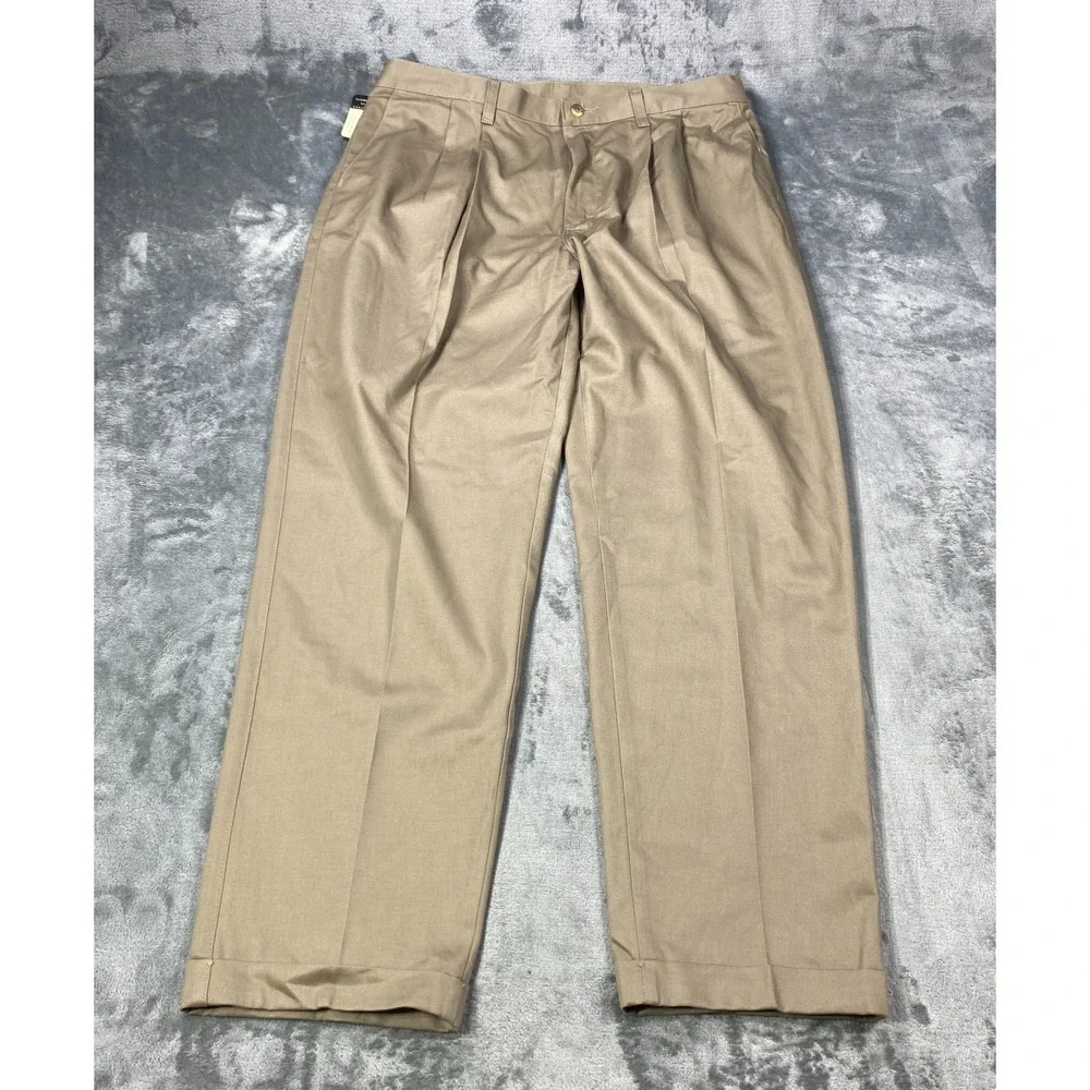 Timber Creek Wrangler Pants Mens 36x30 Beige Ultimate Khaki Trousers Pleated NWT
